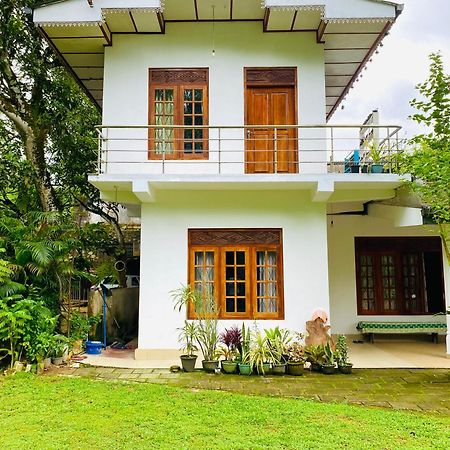 Summer Ridge - Homestay Ratnapura Exteriér fotografie